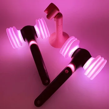 Корея Kpop Lightstick Черно Розово Stick Ver 2 LED Bluetooth Light Stick Нажежен Прът на Живо Лампа Хип-Хоп Светкавица Помощ Прът Фенове Подарък