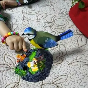 Имитация на птичи пеене Пластмасова украса, работи от 3 батерии от 1,5