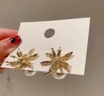 Ретро големи перлени обеци с преувеличени златист метален цвете нередовни дамски обеци 2021 тенденция обеци, дамски подарък бижута